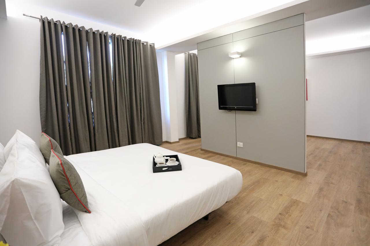 Oyo Townhouse 027 Sector 15 Gurgaon Hotel Kültér fotó