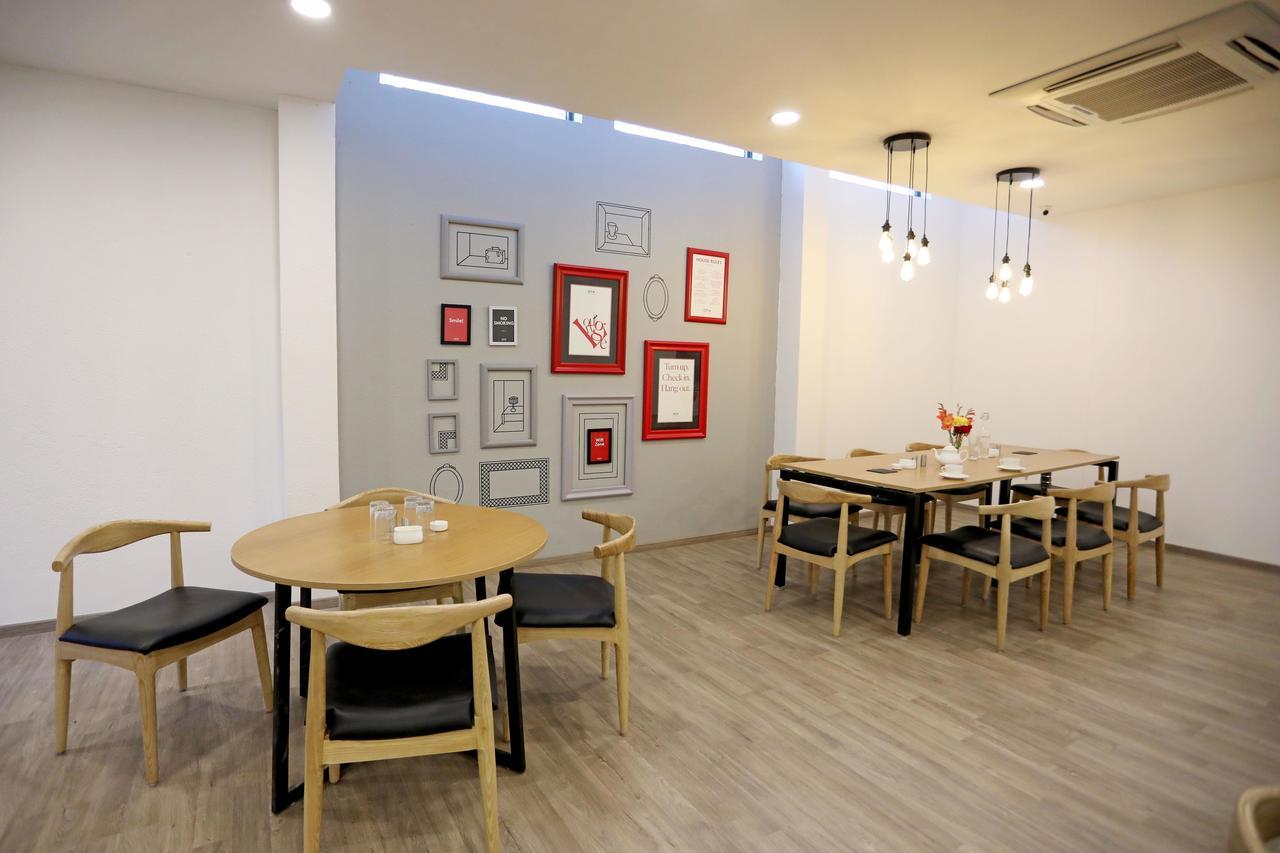 Oyo Townhouse 027 Sector 15 Gurgaon Hotel Kültér fotó