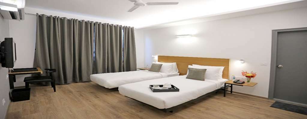 Oyo Townhouse 027 Sector 15 Gurgaon Hotel Szoba fotó