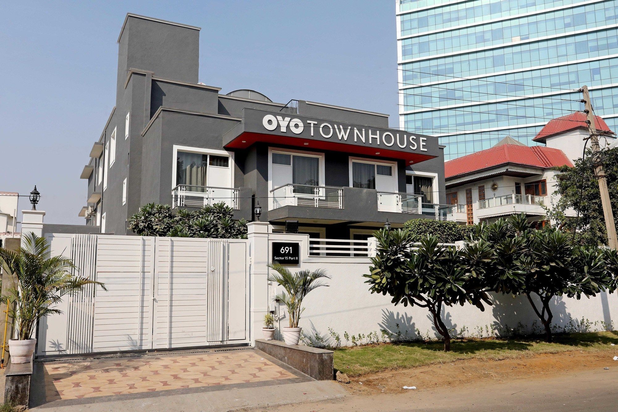 Oyo Townhouse 027 Sector 15 Gurgaon Hotel Kültér fotó