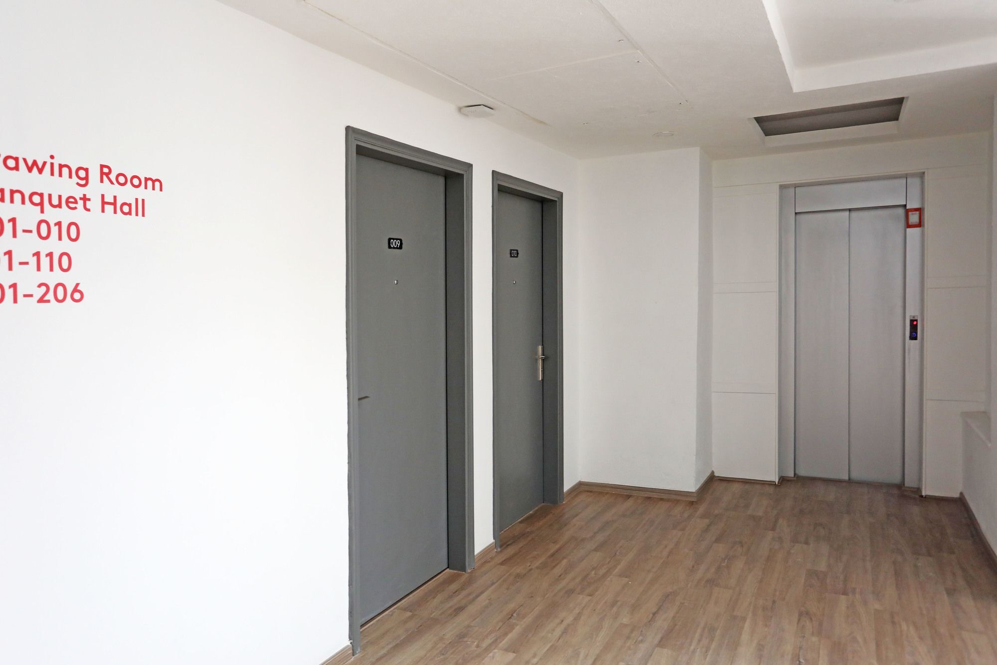 Oyo Townhouse 027 Sector 15 Gurgaon Hotel Kültér fotó