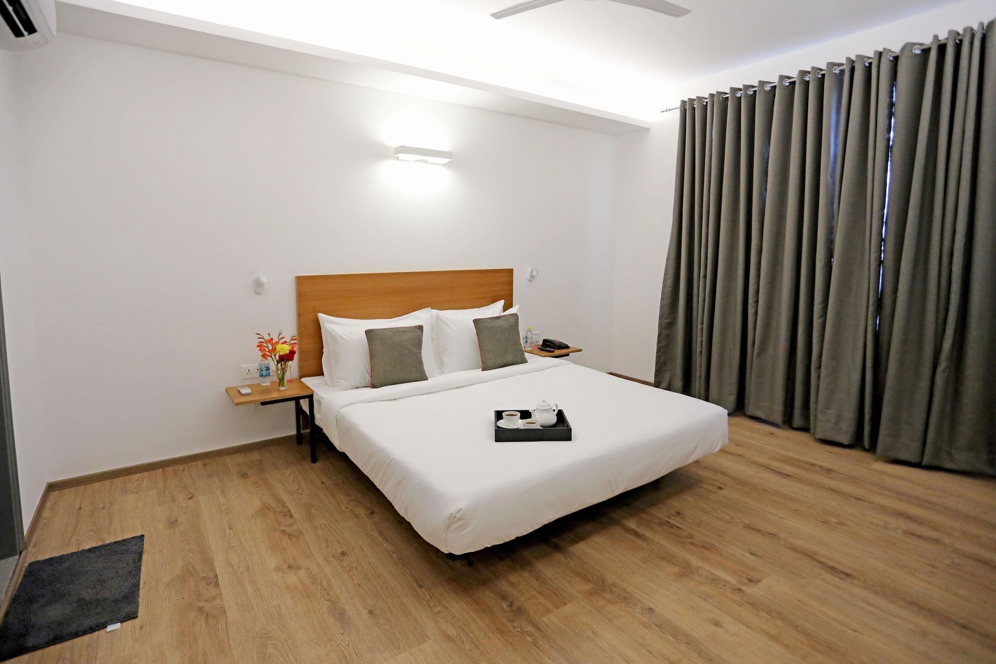 Oyo Townhouse 027 Sector 15 Gurgaon Hotel Kültér fotó