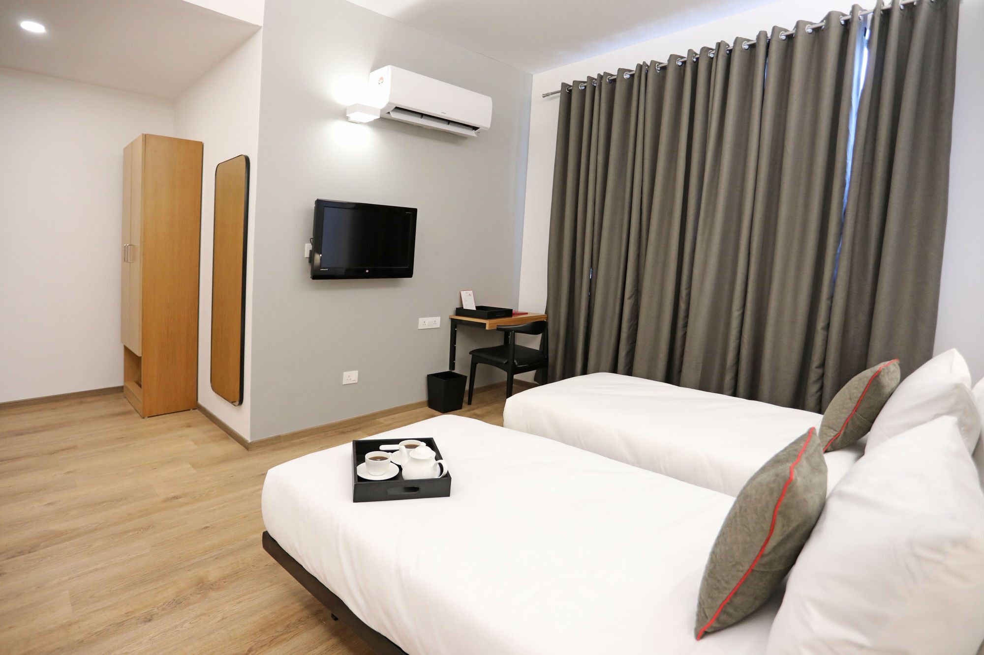 Oyo Townhouse 027 Sector 15 Gurgaon Hotel Kültér fotó